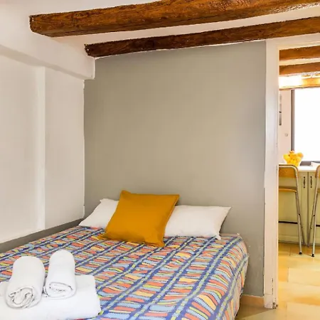 Hotel Fridays Flats Dreamy Duplex - Stylish Loft Barcelona
