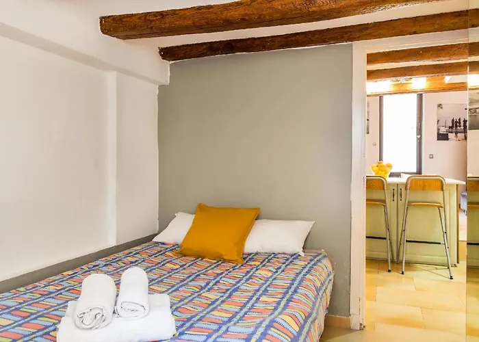 Hotel Fridays Flats Dreamy Duplex - Stylish Loft Barcelona