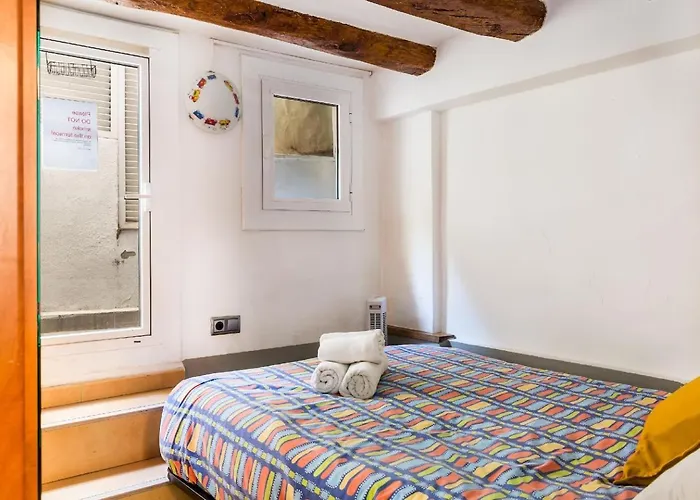 Fridays Flats Dreamy Duplex - Stylish Loft Barcelona